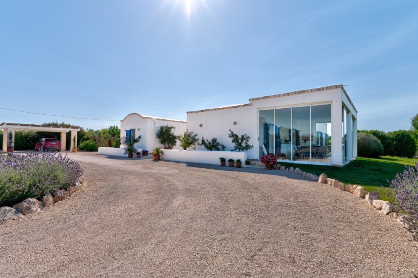 VILLAS IN THE COUNTRYSIDE
